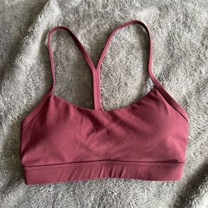 Lululemon Flow Y Nulu Bra